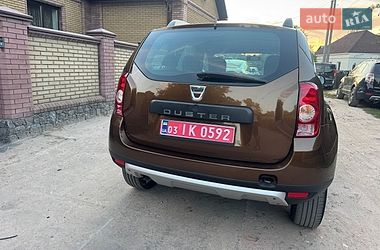 Позашляховик / Кросовер Dacia Duster 2011 в Охтирці