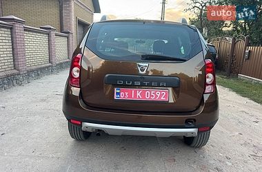 Позашляховик / Кросовер Dacia Duster 2011 в Охтирці
