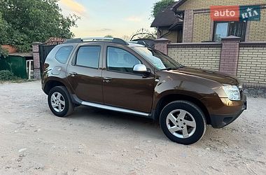 Позашляховик / Кросовер Dacia Duster 2011 в Охтирці