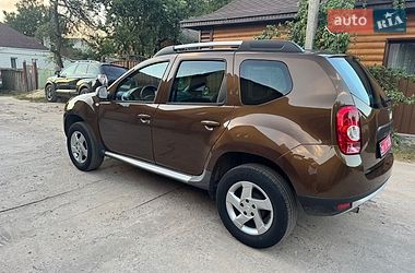 Позашляховик / Кросовер Dacia Duster 2011 в Охтирці