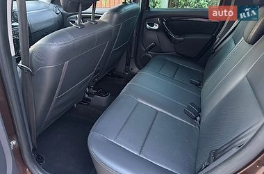 Позашляховик / Кросовер Dacia Duster 2011 в Охтирці