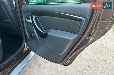 Позашляховик / Кросовер Dacia Duster 2011 в Охтирці