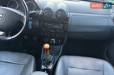 Позашляховик / Кросовер Dacia Duster 2011 в Охтирці