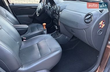 Позашляховик / Кросовер Dacia Duster 2011 в Охтирці