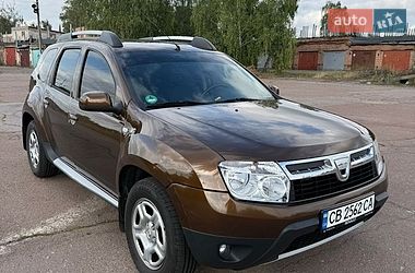 Позашляховик / Кросовер Dacia Duster 2011 в Чернігові