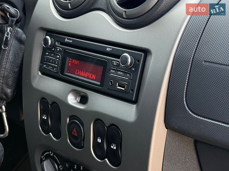 Позашляховик / Кросовер Dacia Duster 2012 в Кривому Розі