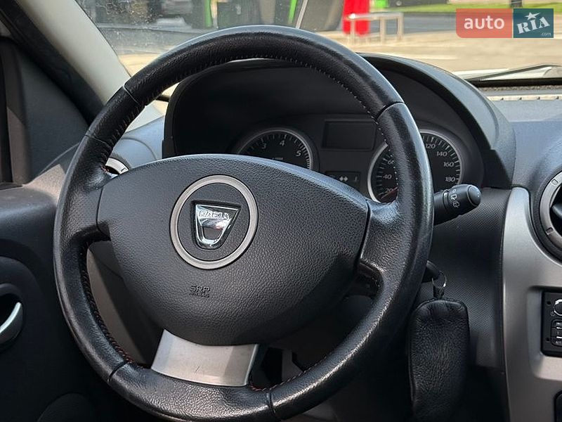 Позашляховик / Кросовер Dacia Duster 2012 в Кривому Розі
