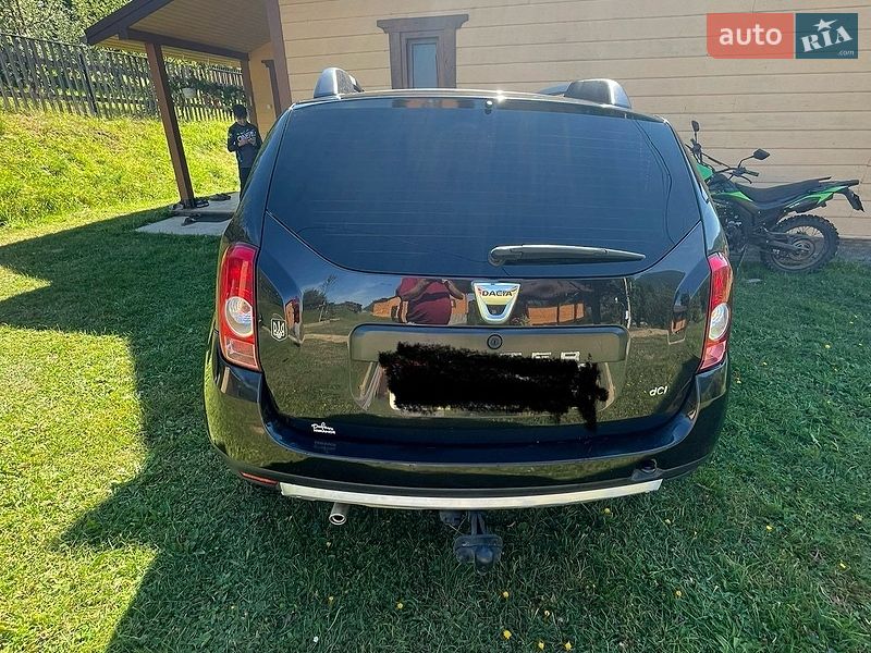 Позашляховик / Кросовер Dacia Duster 2010 в Верховині