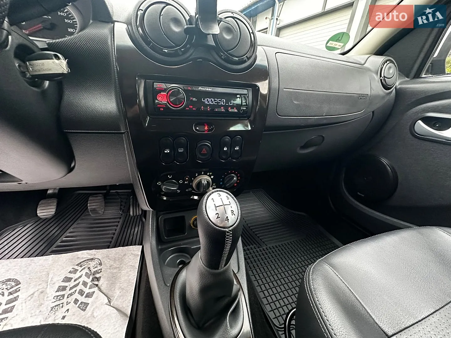 2010 Dacia Duster - мініатюра 21