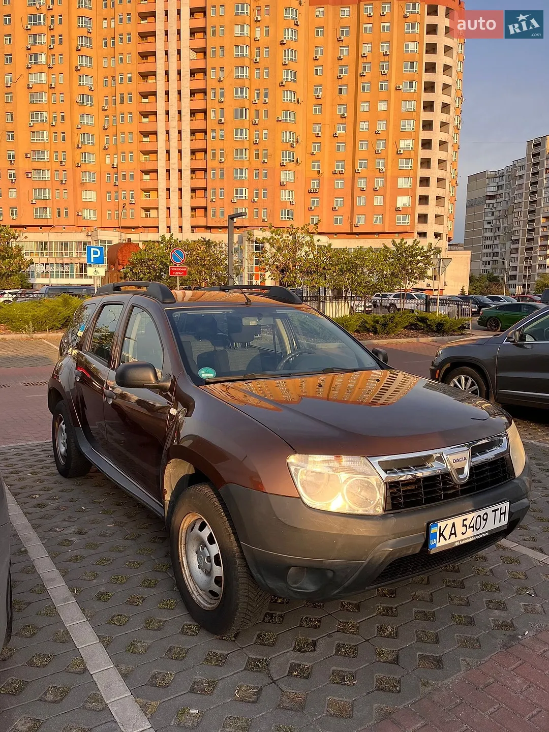 2010 Dacia Duster - мініатюра 3