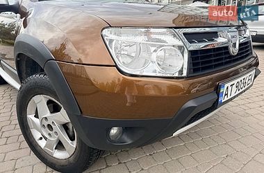 Позашляховик / Кросовер Dacia Duster 2011 в Івано-Франківську