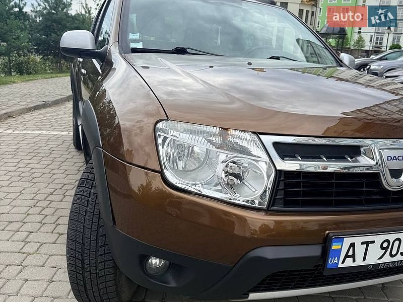 Позашляховик / Кросовер Dacia Duster 2011 в Івано-Франківську
