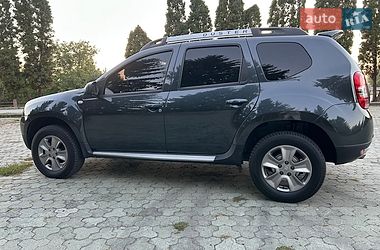 Позашляховик / Кросовер Dacia Duster 2014 в Дубні