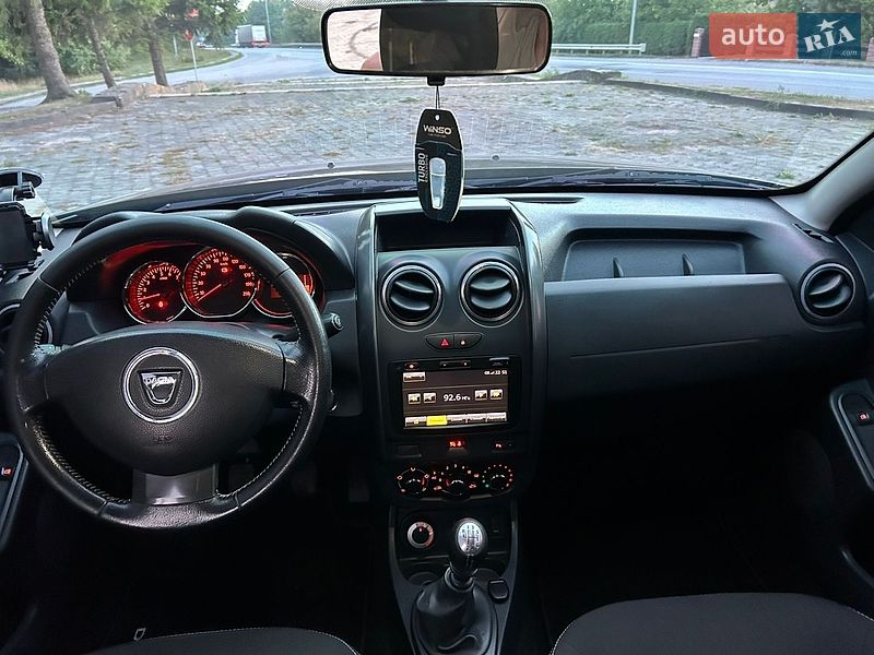 Позашляховик / Кросовер Dacia Duster 2014 в Дубні