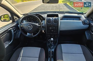 Внедорожник / Кроссовер Dacia Duster 2014 в Мене