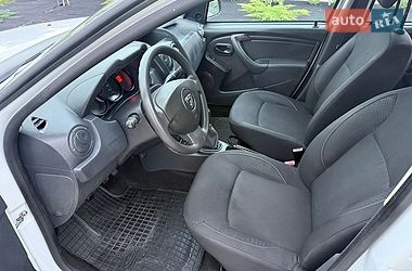 Внедорожник / Кроссовер Dacia Duster 2015 в Ровно фото 10 Внедорожник / Кроссовер Dacia Duster 2015 в Ровно