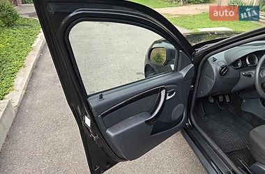 Внедорожник / Кроссовер Dacia Duster 2011 в Каменском