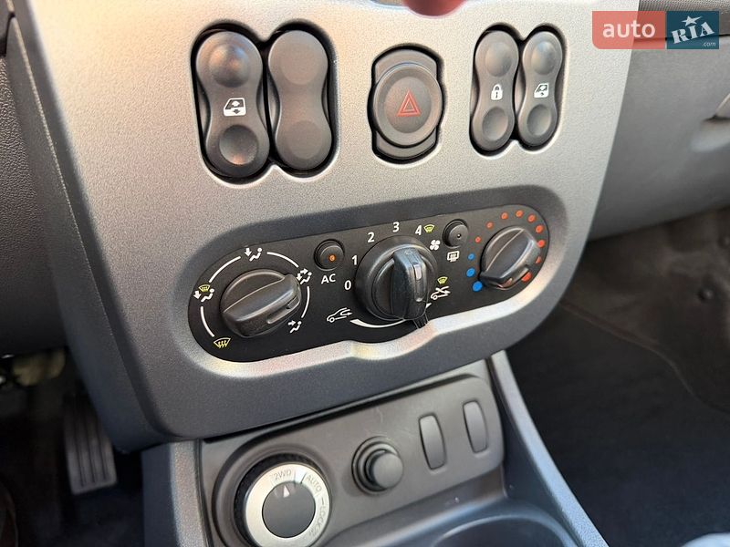 Позашляховик / Кросовер Dacia Duster 2013 в Тернополі