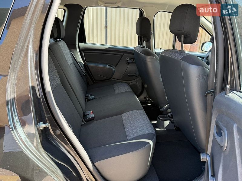 Позашляховик / Кросовер Dacia Duster 2013 в Тернополі