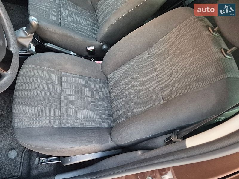Внедорожник / Кроссовер Dacia Duster 2010 в Стрые фото 76 Внедорожник / Кроссовер Dacia Duster 2010 в Стрые
