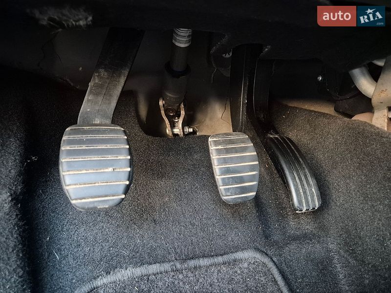 Внедорожник / Кроссовер Dacia Duster 2010 в Стрые фото 7 Внедорожник / Кроссовер Dacia Duster 2010 в Стрые
