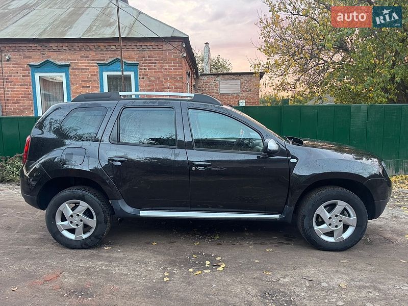 Позашляховик / Кросовер Dacia Duster 2012 в Охтирці