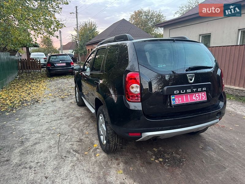 Позашляховик / Кросовер Dacia Duster 2012 в Охтирці