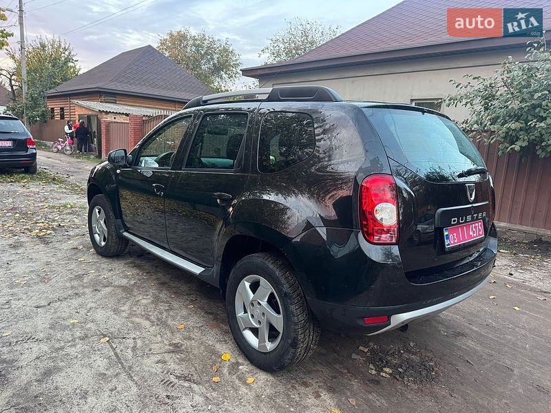 Позашляховик / Кросовер Dacia Duster 2012 в Охтирці
