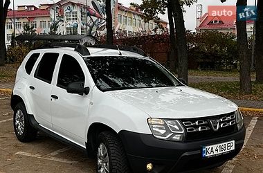 Позашляховик / Кросовер Dacia Duster 2015 в Софіївській Борщагівці