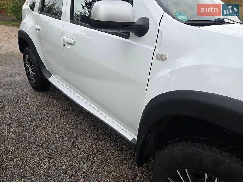 Позашляховик / Кросовер Dacia Duster 2011 в Кам'янському фото 2 Позашляховик / Кросовер Dacia Duster 2011 в Кам'янському
