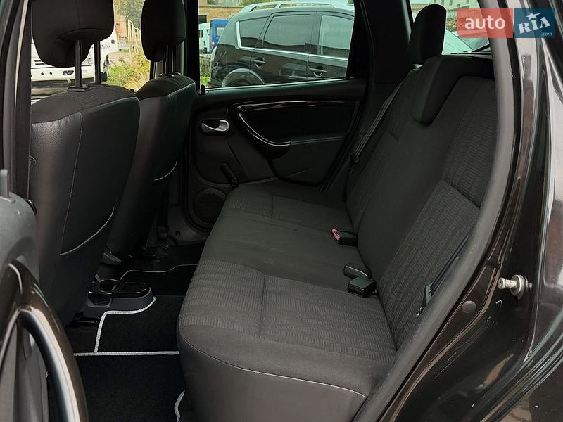 Внедорожник / Кроссовер Dacia Duster 2010 в Чернигове