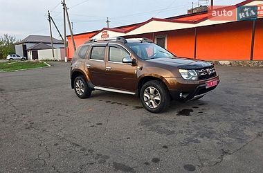Внедорожник / Кроссовер Dacia Duster 2015 в Новоархангельске