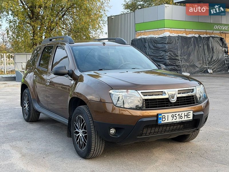 Позашляховик / Кросовер Dacia Duster 2013 в Лубнах