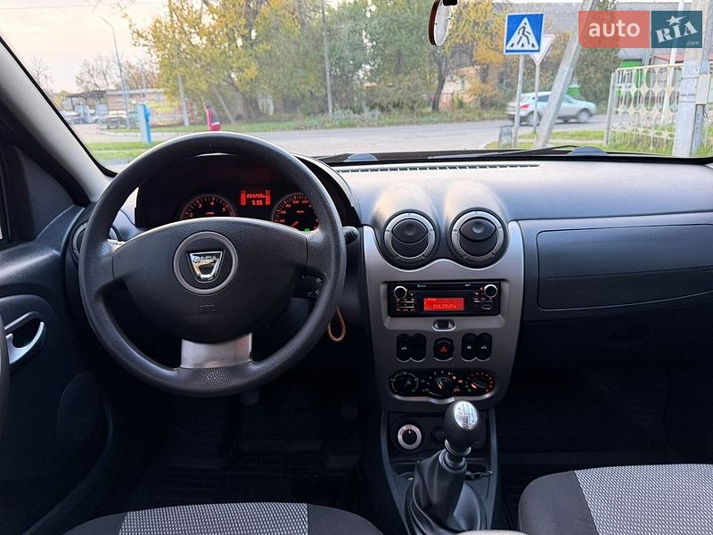 Позашляховик / Кросовер Dacia Duster 2013 в Лубнах