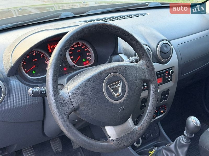 Позашляховик / Кросовер Dacia Duster 2013 в Лубнах