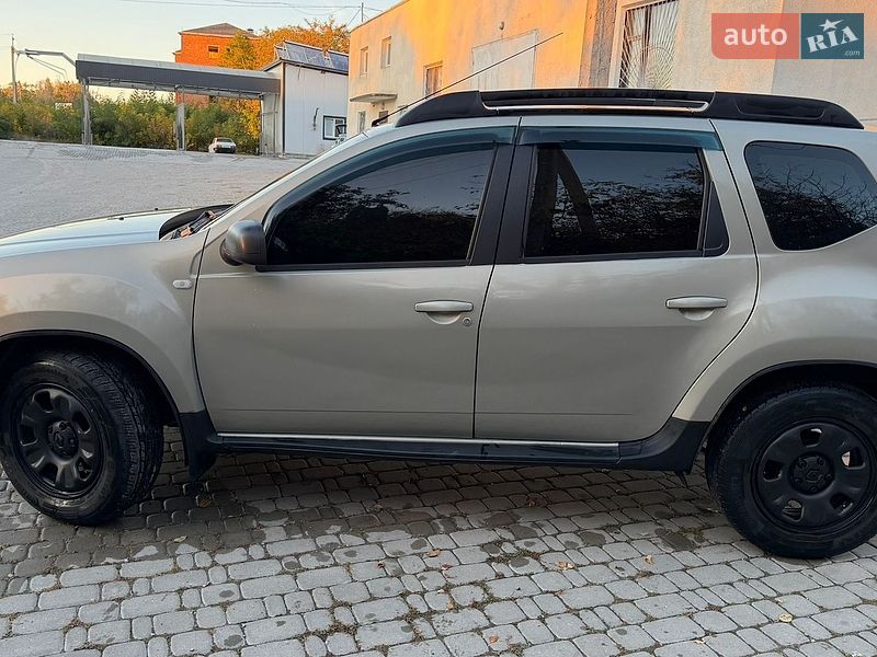 Позашляховик / Кросовер Dacia Duster 2012 в Борщеві
