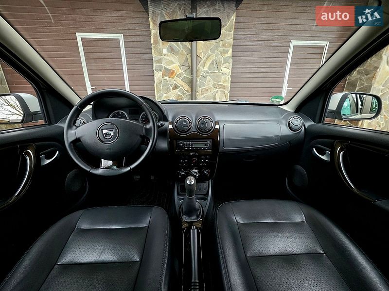 Позашляховик / Кросовер Dacia Duster 2011 в Луцьку