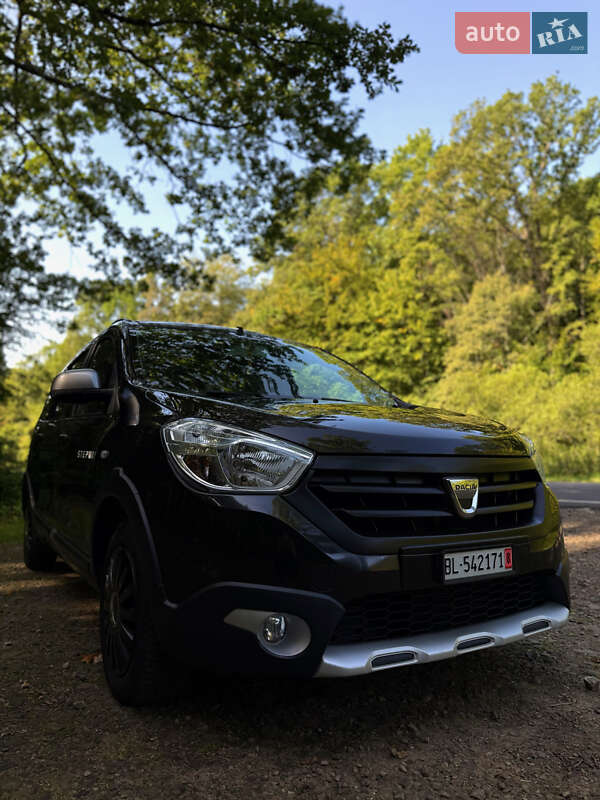 Минивэн Dacia Lodgy Stepway 2016 в Стрые фото 15 Минивэн Dacia Lodgy Stepway 2016 в Стрые