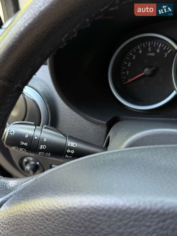 Минивэн Dacia Lodgy Stepway 2016 в Стрые фото 36 Минивэн Dacia Lodgy Stepway 2016 в Стрые