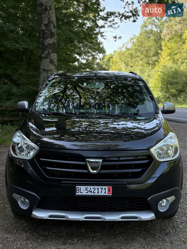 Минивэн Dacia Lodgy Stepway 2016 в Стрые фото 50 Минивэн Dacia Lodgy Stepway 2016 в Стрые