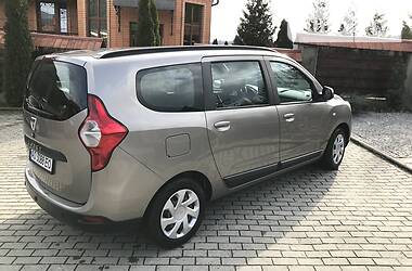Минивэн Dacia Lodgy 2014 в Поляне