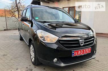 Универсал Dacia Lodgy 2012 в Казатине