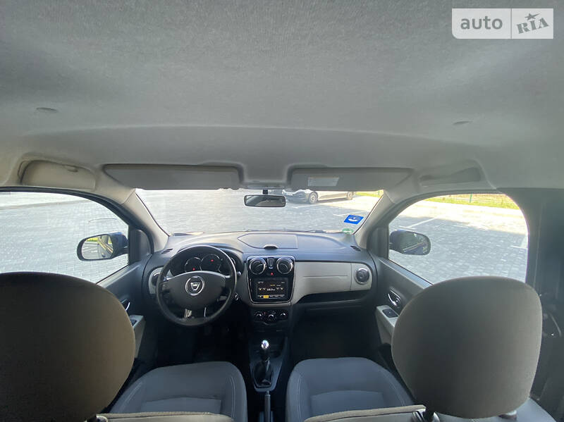 Мінівен Dacia Lodgy 2013 в Луцьку