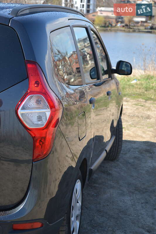 Универсал Dacia Lodgy 2013 в Виннице