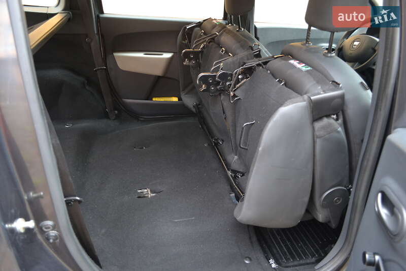 Универсал Dacia Lodgy 2013 в Виннице