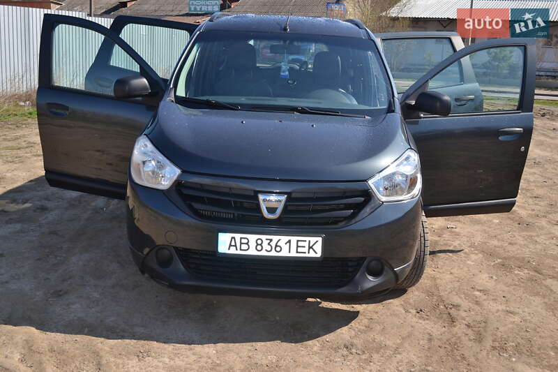 Универсал Dacia Lodgy 2013 в Виннице