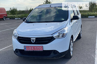 Минивэн Dacia Lodgy 2015 в Ровно