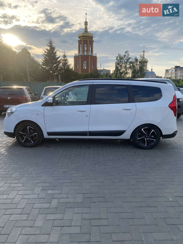 Dacia Lodgy 2012