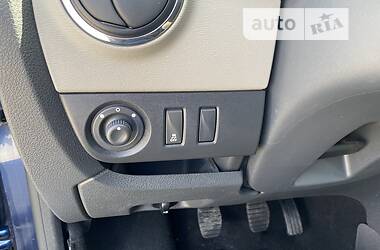 Минивэн Dacia Lodgy 2016 в 