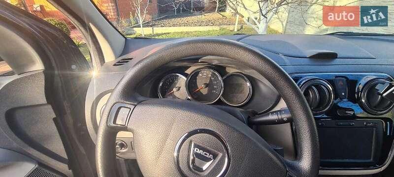 Минивэн Dacia Lodgy 2014 в Киеве